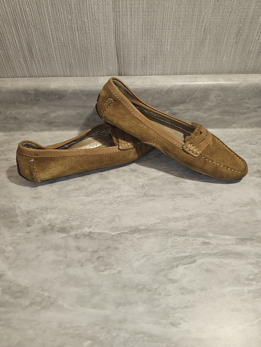 Marc Joseph Women's Suede Moccasin Loafers in Tan Brown - S47